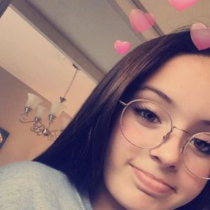 Meet your Posher, Sarahmay